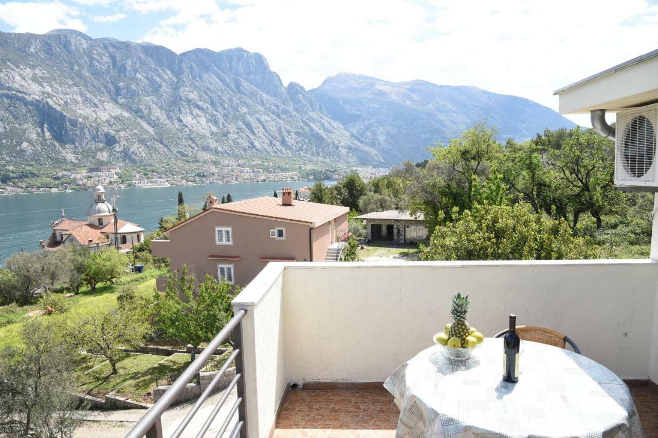 Apartments Krivokapic Prcanj With Bay View Kotor Exterior foto